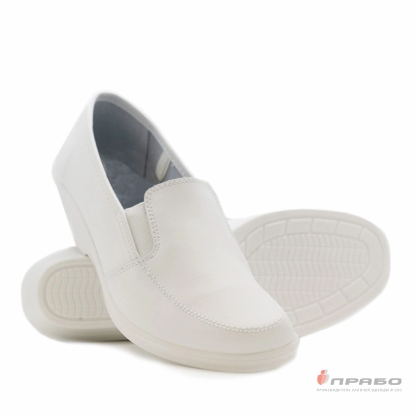 Туфли кожаные закрытые женские с подошвой ПВХ белые (натуральная кожа)